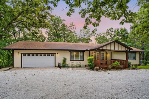 1054 Preston Ln, Pleasant Hope, MO, 65725-9223 | Card Image