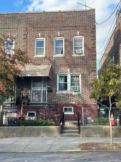 11203 15th Ave, College Point, NY, 11356-1427 | Card Image