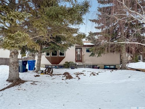 2472 Ross Cres, North Battleford, SK, S9A3R3 | Card Image