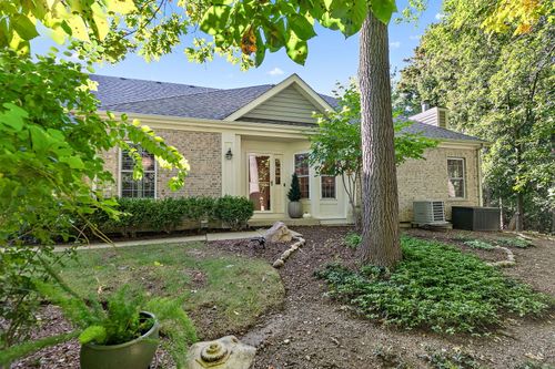 1306 Boulder Ct, Woodstock, IL, 60098-6410 | Card Image
