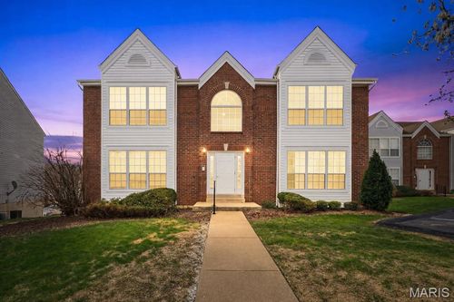 55 Timber Oaks Trl, O Fallon, MO, 63368-8178 | Card Image