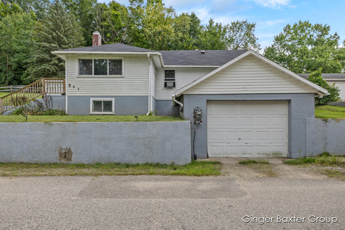 Grant St, Ionia, MI 48846