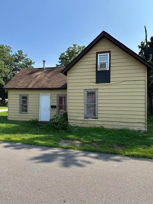 308 E John St, Knox, IN, 46534 | Card Image
