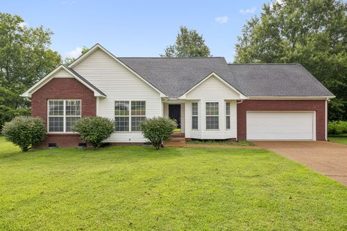 3106 Jeffrey Ct, Thompsons Station, TN, 37179-5317 | Card Image