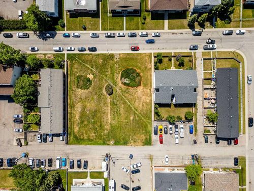 4320 75 St Nw, Calgary, AB, T3B2M8 | Card Image