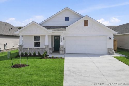 11408 E 93rd Pl N, Owasso, OK, 74055-9085 | Card Image