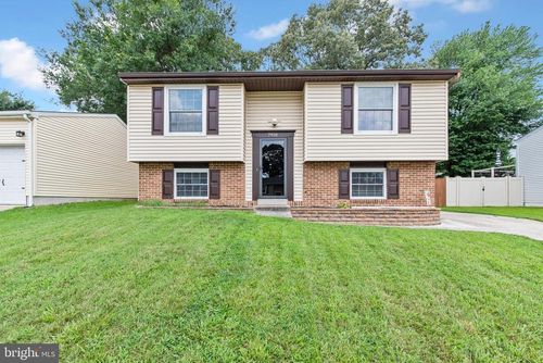 7918 Mansion House Xing, PASADENA, MD, 21122-6314 | Card Image