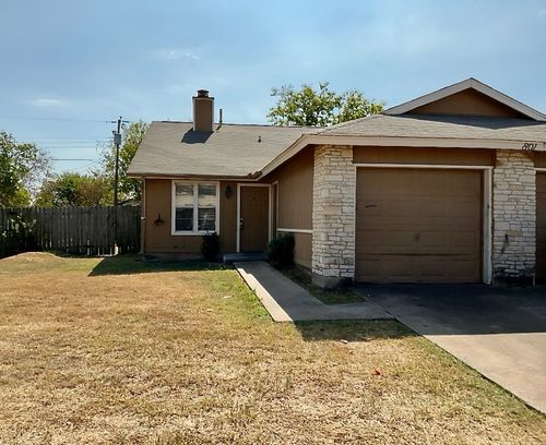 a-801 Country Aire Dr, Round Rock, TX, 78664-2376 | Card Image