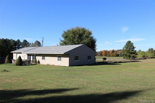 5794 Arbela Rd, Millington, MI, 48746-9763 | Card Image