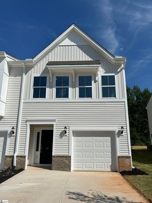 42 Nonnington Way, Taylors, SC, 29687-2871 | Card Image