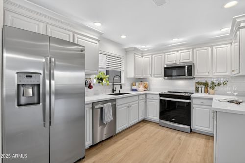 15525 N 100th St, Scottsdale, AZ, 85260 | Card Image
