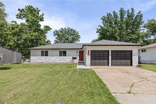 724 S Hamilton St, Olathe, KS, 66061-4626 | Card Image