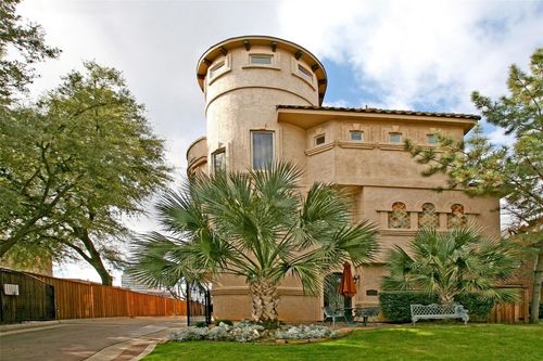 c-3817 Bowser Ave, Dallas, TX, 75219-4385 | Card Image