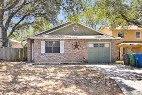 8058 Misty Cyn, San Antonio, TX, 78250-4639 | Card Image
