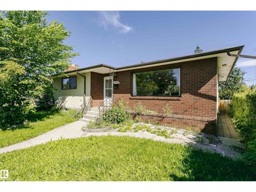 11440 44a Ave Nw, Edmonton, AB, T6J0Z9 | Card Image