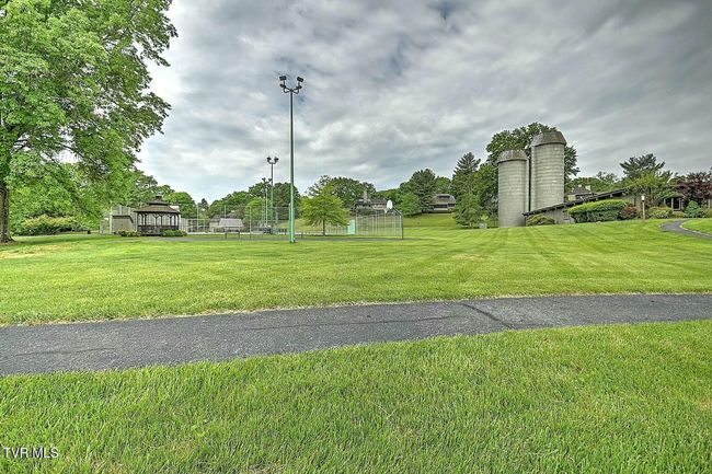 55 Grove Hill Rd, House other with 3 bedrooms, 4 bathrooms and null parking in Kingsport TN | Image 93