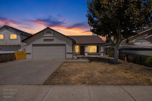 1773 Willow Park Way, Stockton, CA, 95206-5832 | Card Image