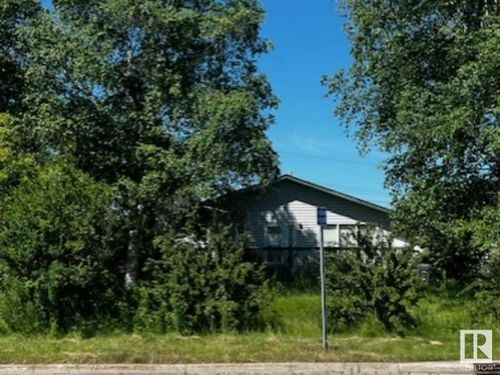 1401 10 St, Cold Lake, AB, T9M1J6 | Card Image