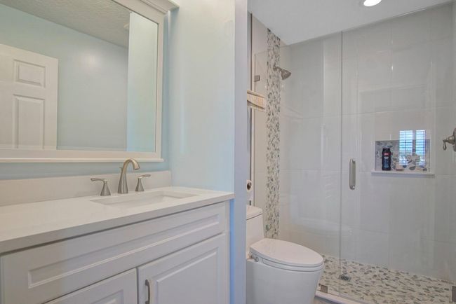 APT-6 - 6082 Se Landing Way, Condo with 2 bedrooms, 2 bathrooms and null parking in Stuart FL | Image 11