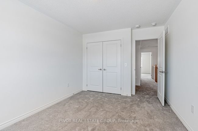 19 Daffodil Rd, House attached with 3 bedrooms, 3 bathrooms and 1 parking in Minesing ON | Image 33