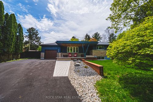 368 Philip Pl, Ancaster, ON, L9G3G8 | Card Image