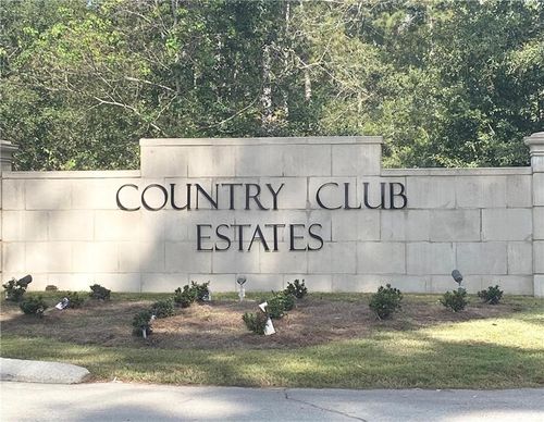 19195 Country Club Ln, Hammond, LA, 70401-3426 | Card Image