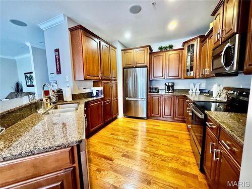 16349 Justus Post Rd, Chesterfield, MO, 63017-4607 | Card Image