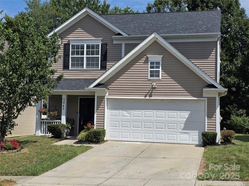 3042 Ernest Russell Ct, Charlotte, NC, 28269-2126 | Card Image