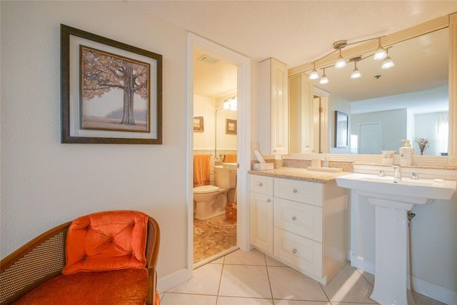 APT-807B - 3910 Inverrary Blvd, Condo with 2 bedrooms, 2 bathrooms and null parking in Lauderhill FL | Image 30