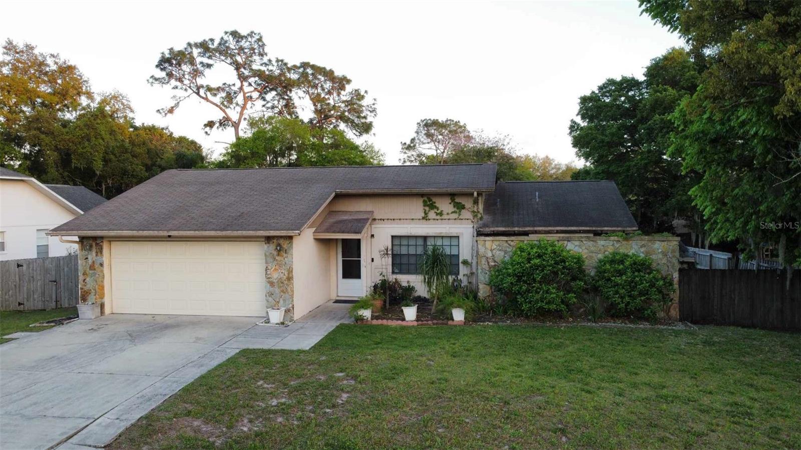 Dover Dr, Land O Lakes, FL 34639