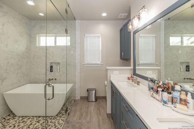 72 Red Fox, House other with 4 bedrooms, 3 bathrooms and null parking in Poteet TX | Image 18