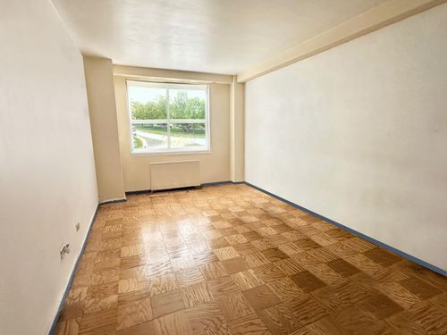 apt-c102-61 Grand Central Pkwy, Forest Hills, NY, 11375-1249 | Card Image