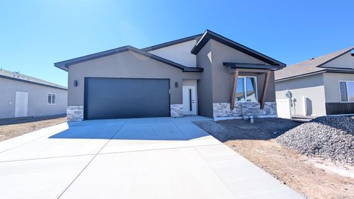 1660 Rusty Rivet Rd, Fruita, CO, 81521-9368 | Card Image