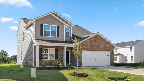 811 Bryson Blvd, Lexington, NC, 27295-9926 | Card Image