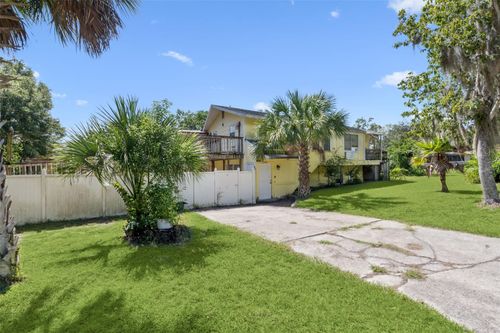 290 E Baxter St, De Leon Springs, FL, 32130-3404 | Card Image