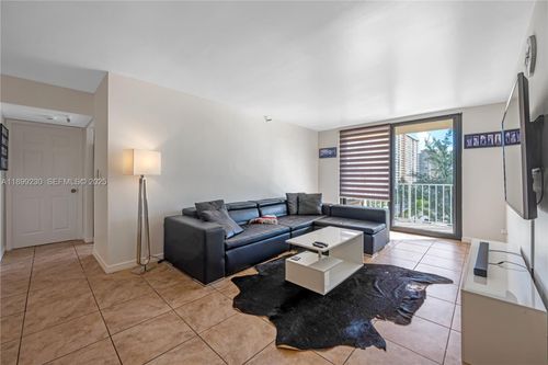 511-290 174th St, Sunny Isles Beach, FL, 33160-3200 | Card Image