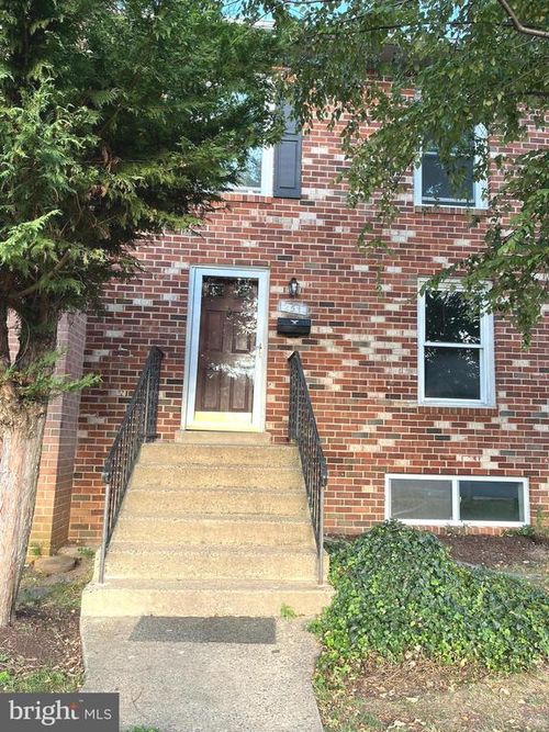 251 Meadows Ln Ne, LEESBURG, VA, 20176-4449 | Card Image