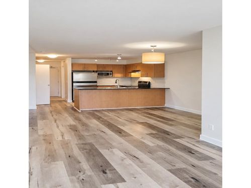 408-1633 Mackay Ave, North Vancouver, BC, V7P0A2 | Card Image