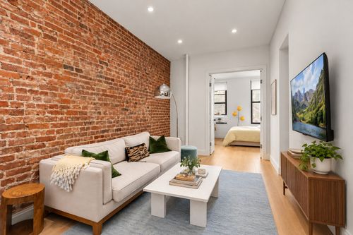 1a-347 E 5th St, New York, NY, 10003-8875 | Card Image