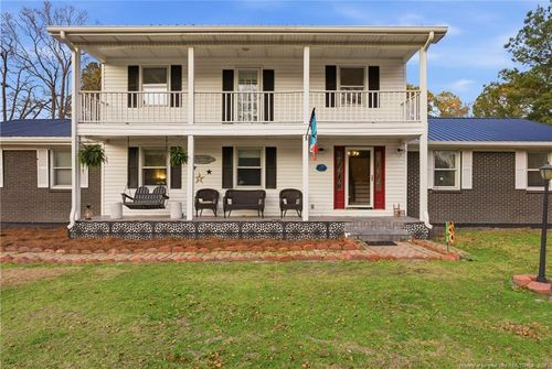 732 County Line Rd, Roseboro, NC, 28382-8854 | Card Image