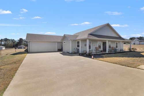 360 An County Road 1515, Palestine, TX, 75801-5514 | Card Image