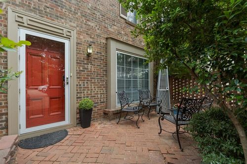 21-6421 Hunting Hill Ln, Oklahoma City, OK, 73116-3521 | Card Image