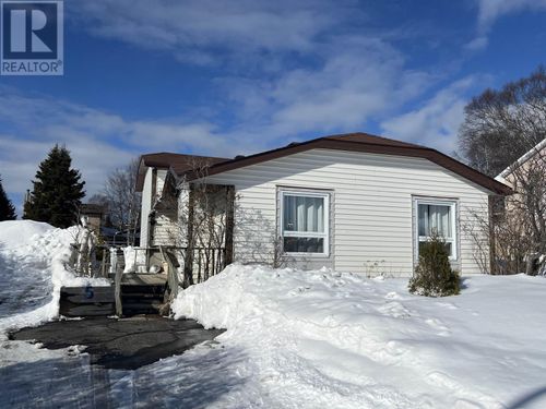 5 Graham Cres, Marathon, ON, P0T2E0 | Card Image