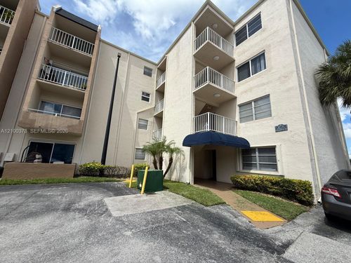 f2-402-7765 Sw 86th St, Miami, FL, 33143 | Card Image