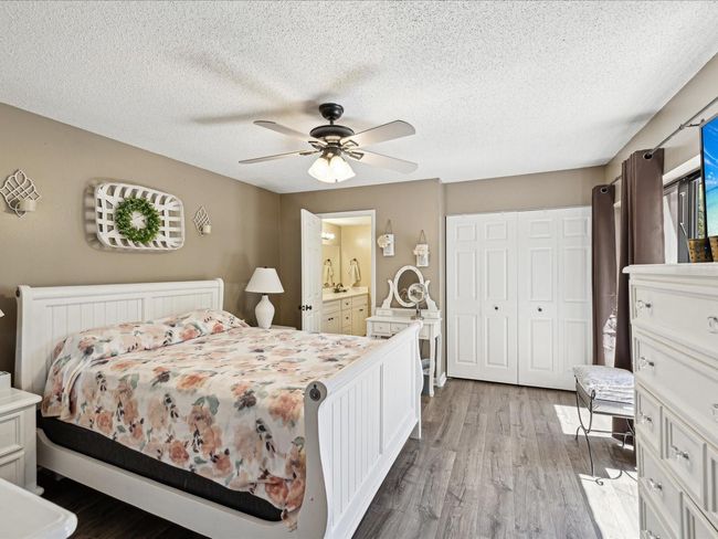 Master Bedroom | Image 12