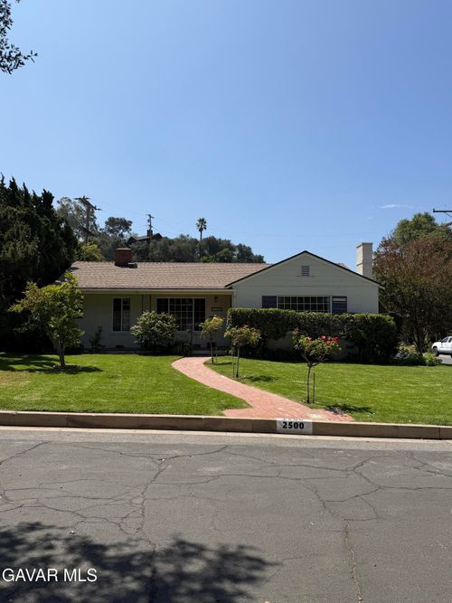 2500 Story Pl, Glendale, CA, 91206-3046 | Card Image