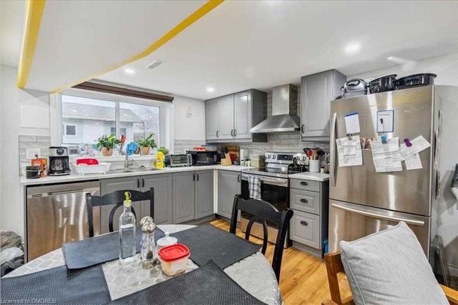 339 Rosemount Dr, House other with 3 bedrooms, 2 bathrooms and 3 parking in Kitchener ON | Image 25