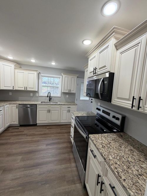 54 Catalpa Ct, London, KY, 40744-7072 | Card Image