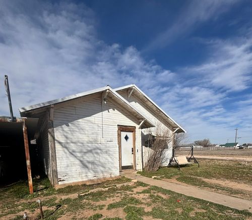 311 11th St, Ralls, TX, 79357 | Card Image