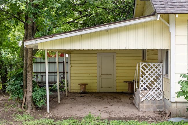 701 S Austin St, House other with 2 bedrooms, 1 bathrooms and null parking in De Leon TX | Image 4